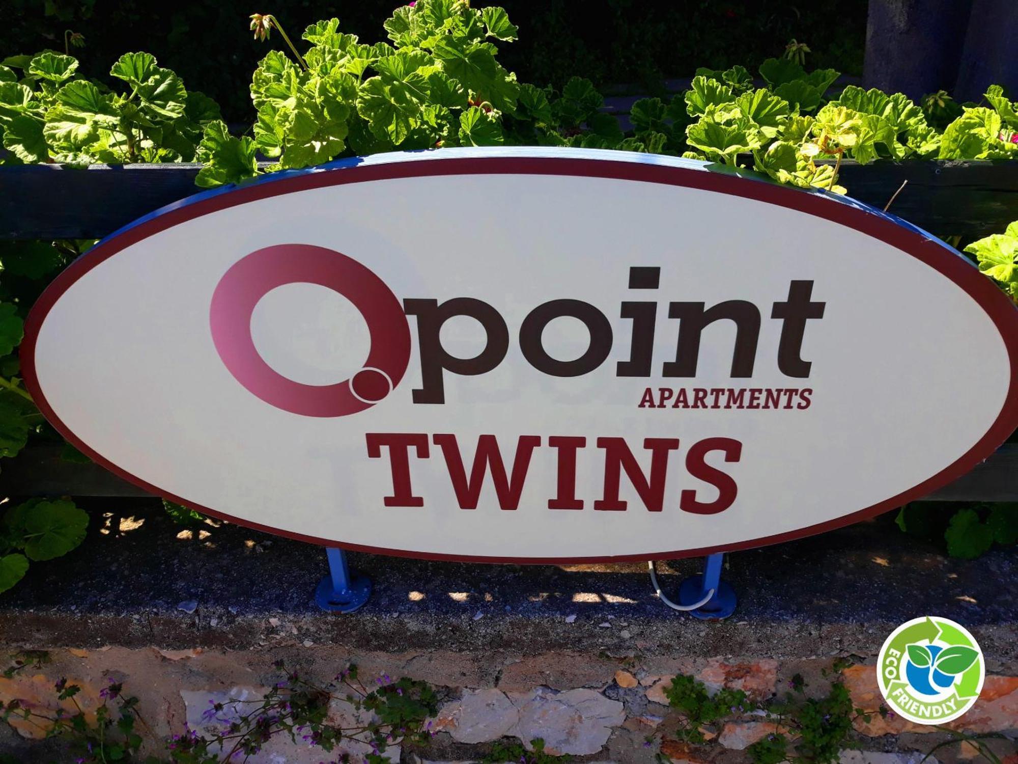 Point Twins Apartments Vrontádos Esterno foto