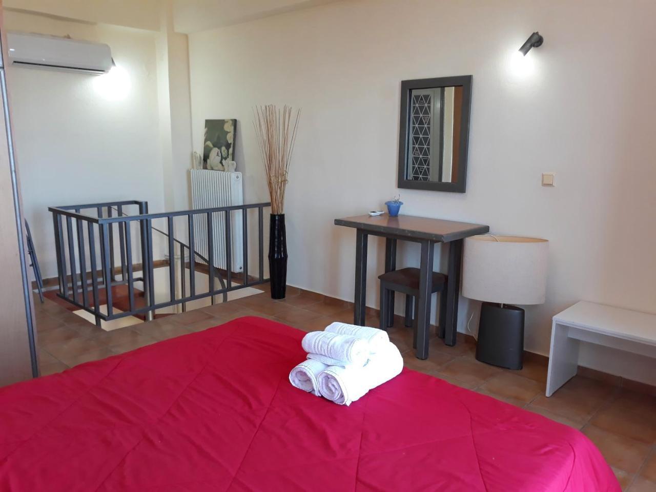 Point Twins Apartments Vrontádos Esterno foto